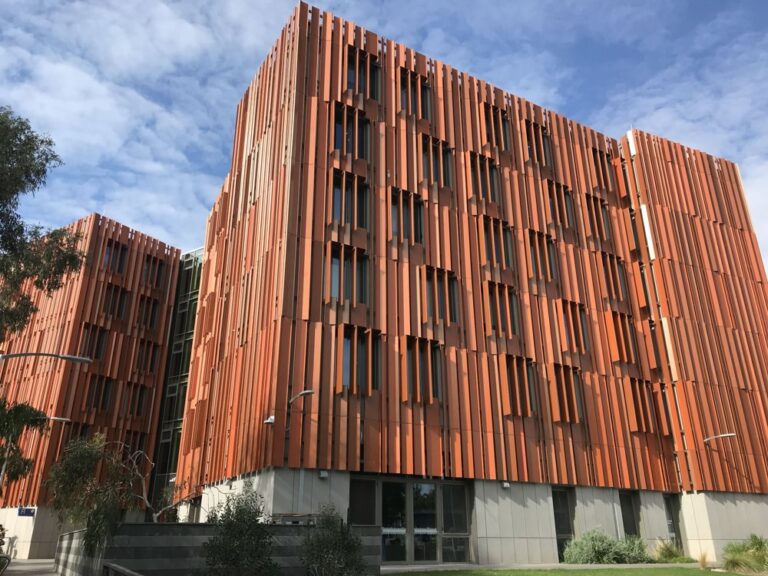 Monash University Peninsula Campus Gillies Hall